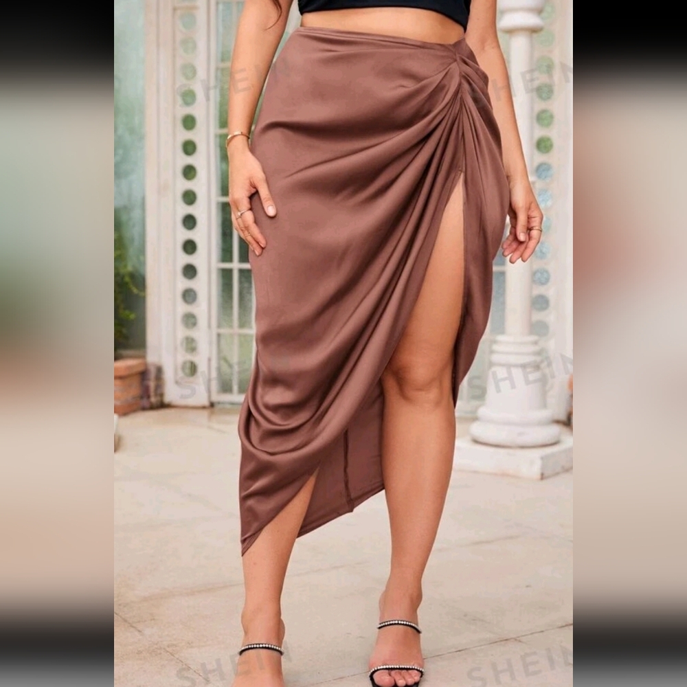 Shein Ruched Thigh Slit Skirt 2x